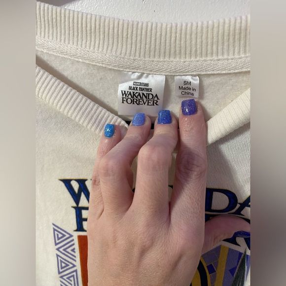 Wakanda Forever SM Oversized Long Sleeve Off White Graphic Sweater crew neck - Picture 4 of 6